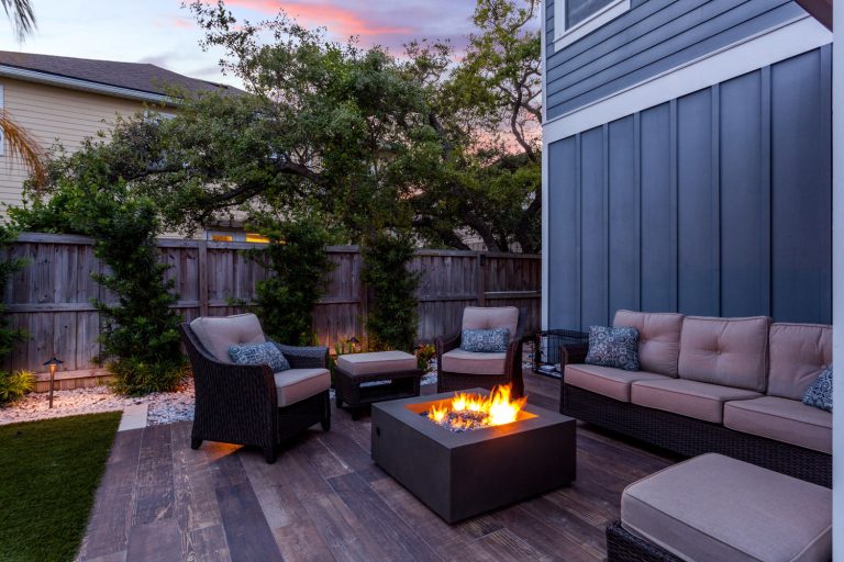 Modern Outdoor Patio Design Ideas for Contemporary Outdoor Living