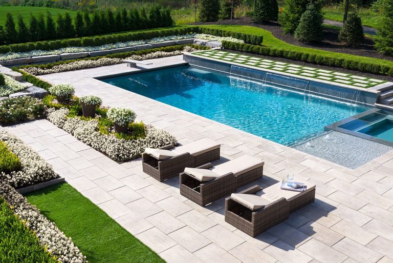 Modern Concrete Backyard Complete Guide to Design, Benefits, and Real-World Applications